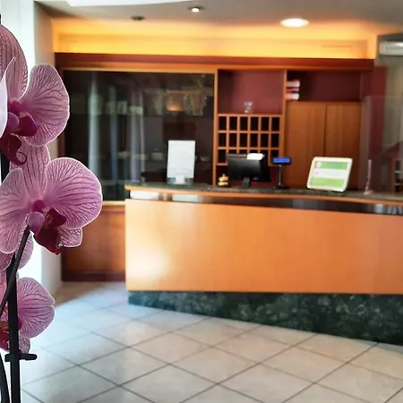 Colonne - Alihotels 3*