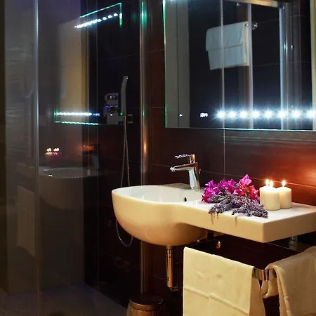 Colonne - Alihotels 3*