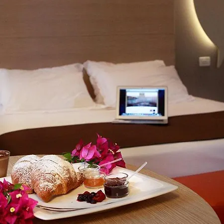 Hotel Colonne 3*