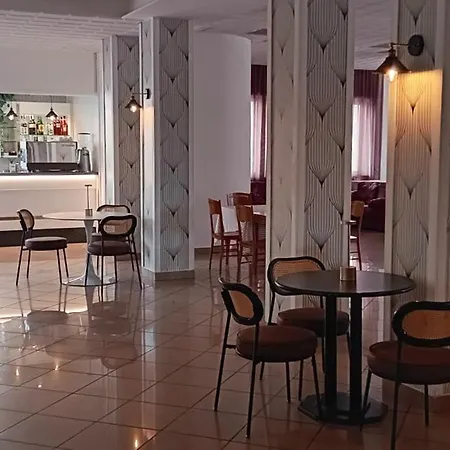 Colonne - Alihotels Hotel 3*