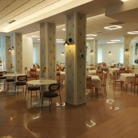 Szálloda Colonne 3*