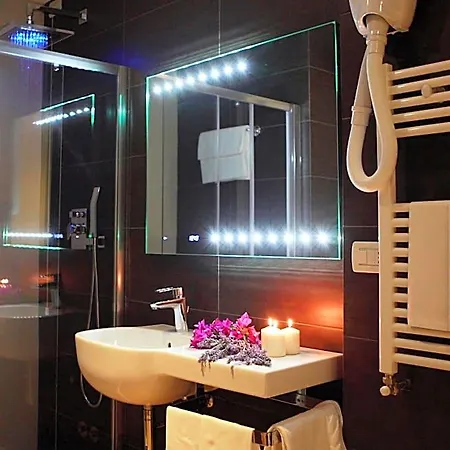 Colonne Hotel 3*
