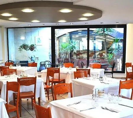 Hotel Colonne 3*