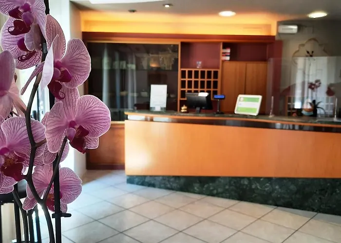 Colonne - Alihotels 3*