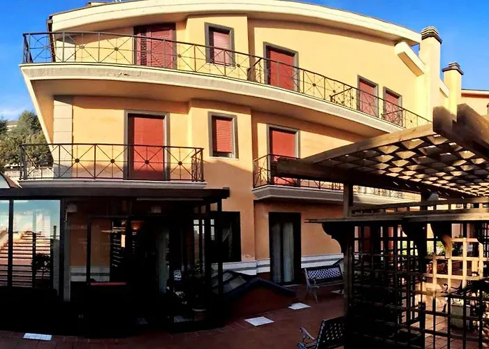 Colonne - Alihotels Hotel 3*