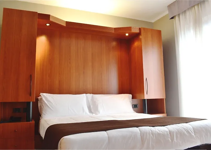 Colonne - Alihotels 3*